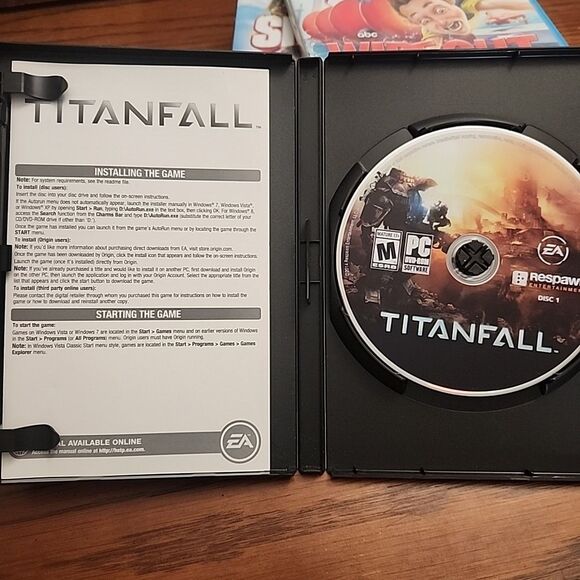 Titanfall PC Windows CIB 3 Clean Discs W/ Key - Picture 3 of 3